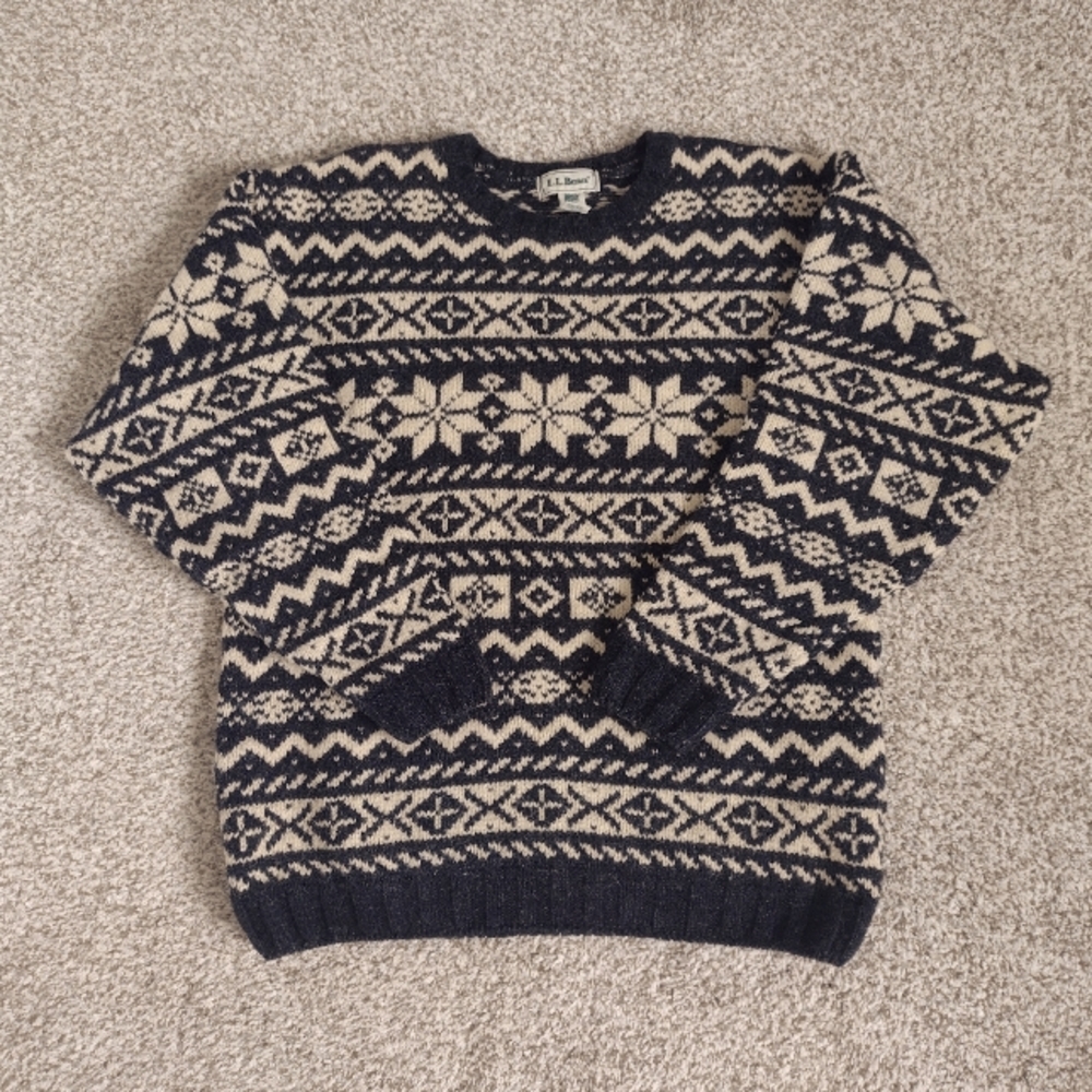LL Bean Wool sweater 🐑